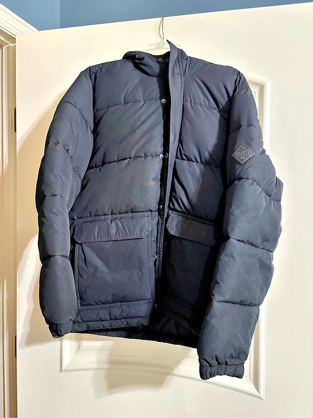 Hollister Ultimate Puffer Collection Black Puffer Jacket Size Large NWT